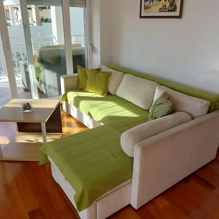 Ni I - One Bedroom With Balcony Marina 아파트 마카르스카