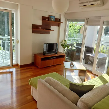 아파트 Ni I - One Bedroom With Balcony Marina *