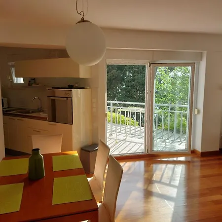 아파트 Ni I - One Bedroom With Balcony Marina