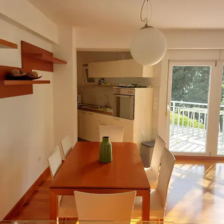 Ni I - One Bedroom With Balcony Marina 아파트
