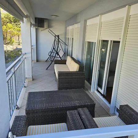 Ni I - One Bedroom With Balcony Marina 아파트 *